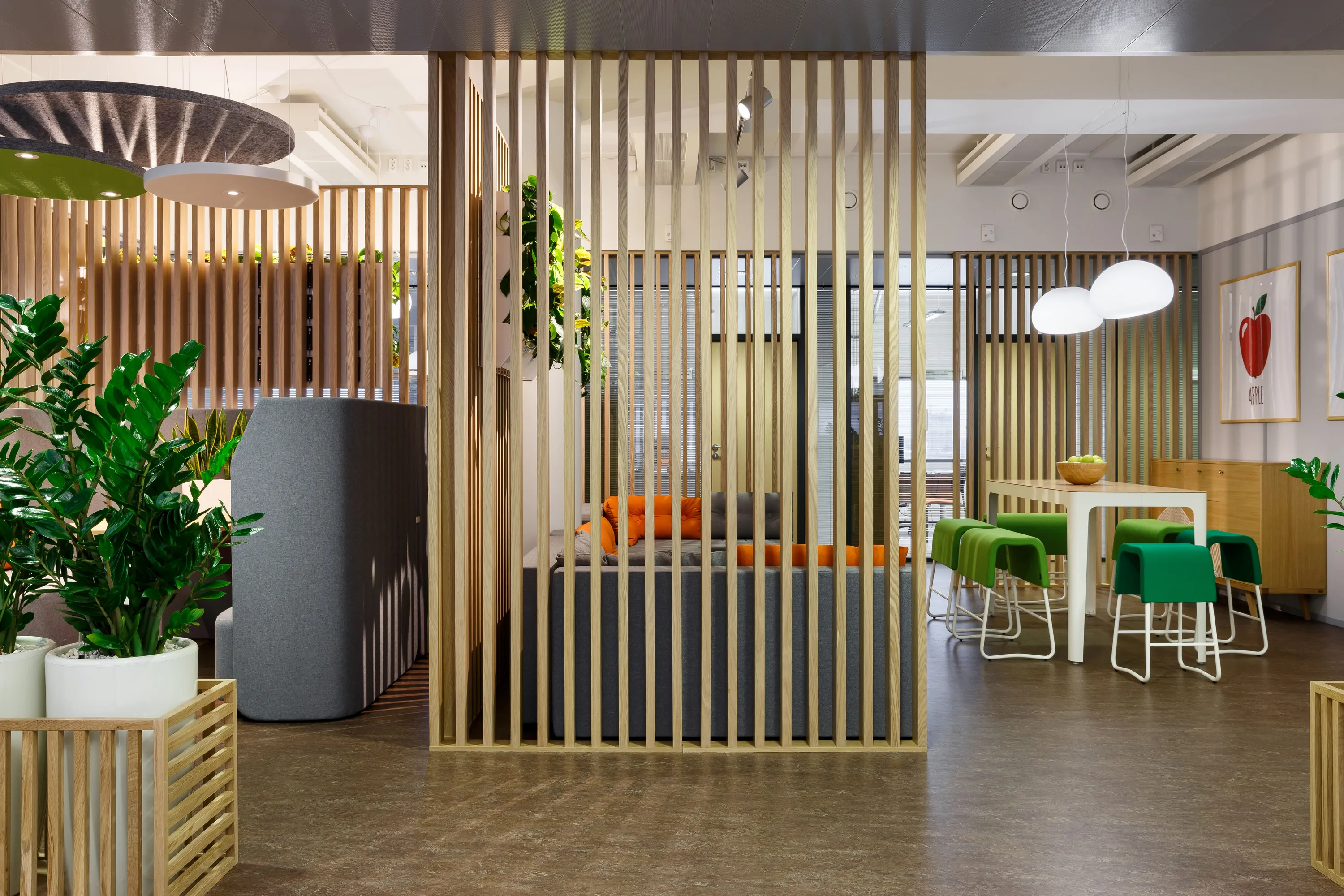 Enhance Aesthetics & Function: Bespoke Partition Services